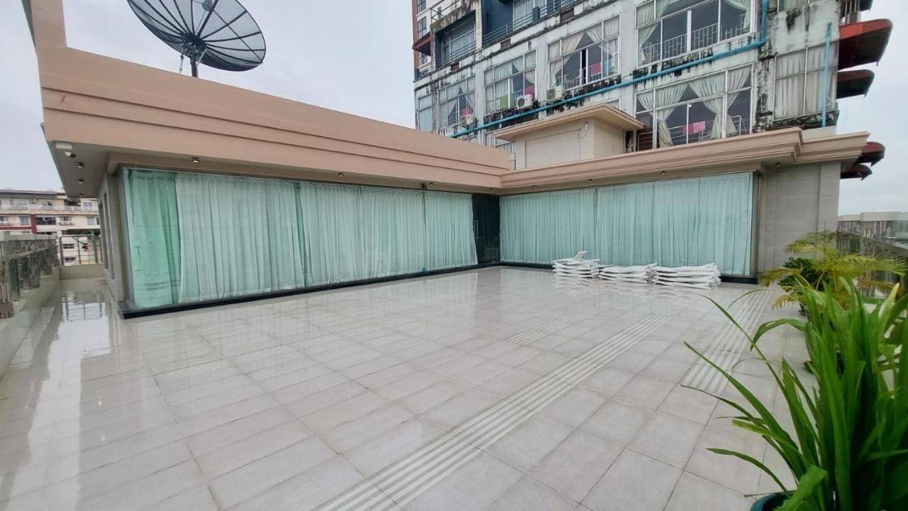 Hotel Grand Galaxy Rangun Kültér fotó