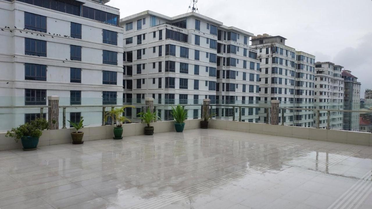 Hotel Grand Galaxy Rangun Kültér fotó