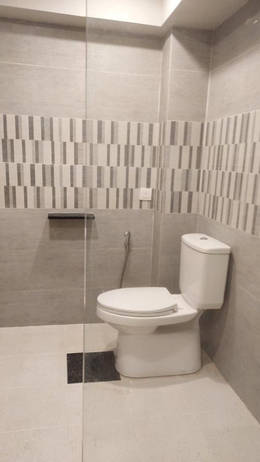 Hotel Grand Galaxy Rangun Kültér fotó